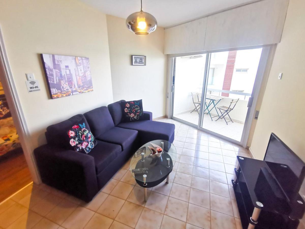Flirty Flamingo Seaview Seafront Apartment Lárnaka Eksteriør bilde