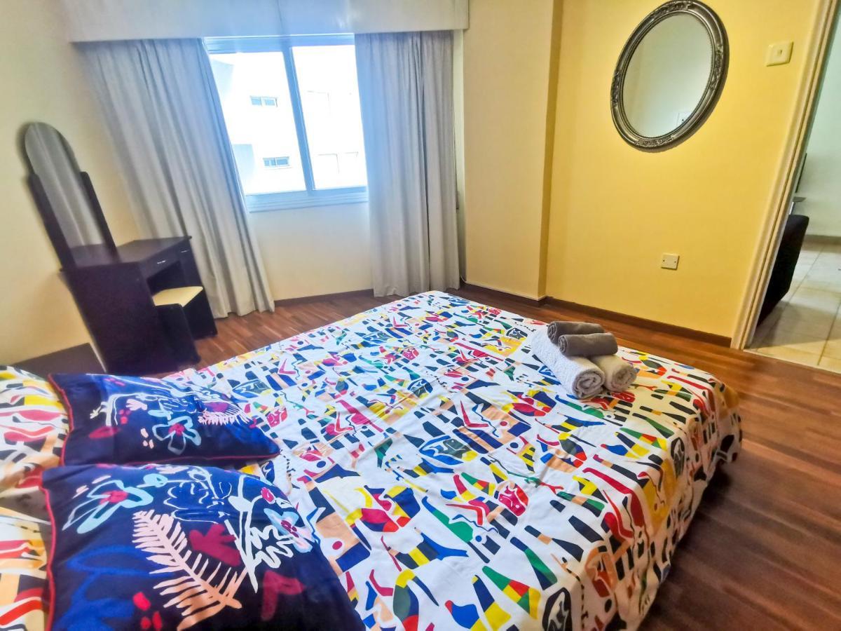 Flirty Flamingo Seaview Seafront Apartment Lárnaka Eksteriør bilde